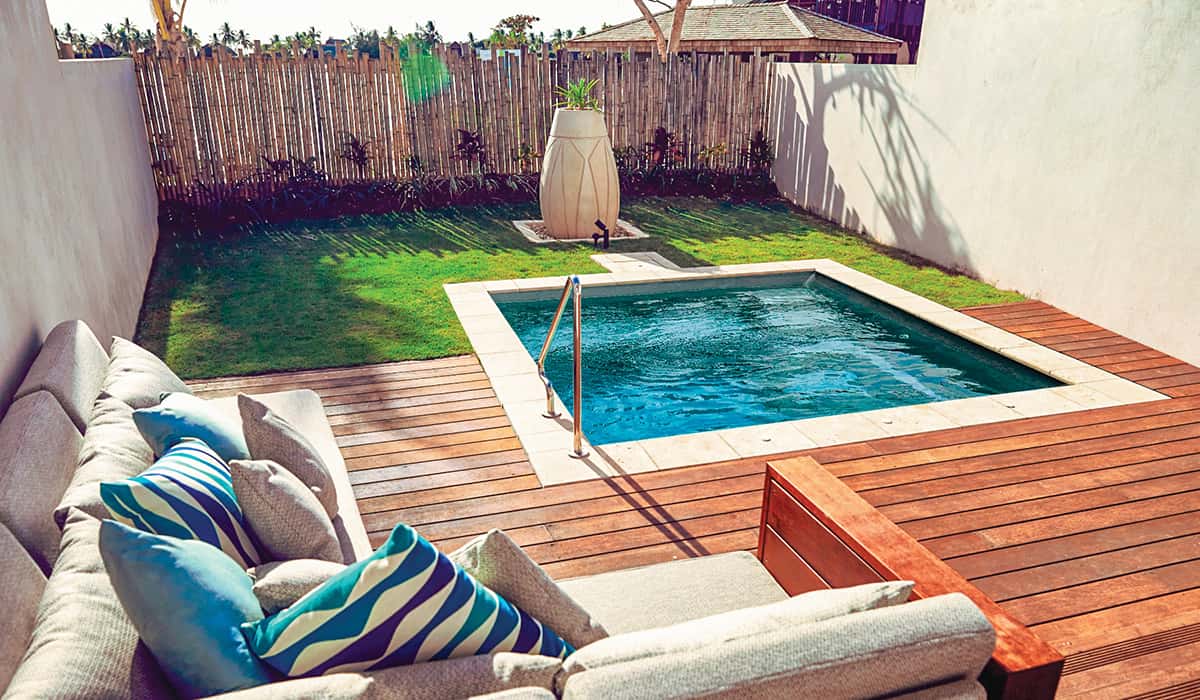 Leisure-Pools-Cocktail-Pool.jpg What is a Cocktail pool - and Should You Add One to Your Backyard?